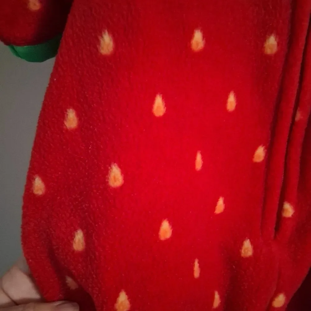 Strawberry-Themed Infant One Piece Sleeper Costume With Knit Cap - Picture 9 of 11